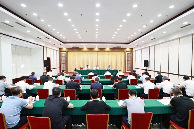我市召開2024年食品安全委員會全體會議，深化監管與服務創新